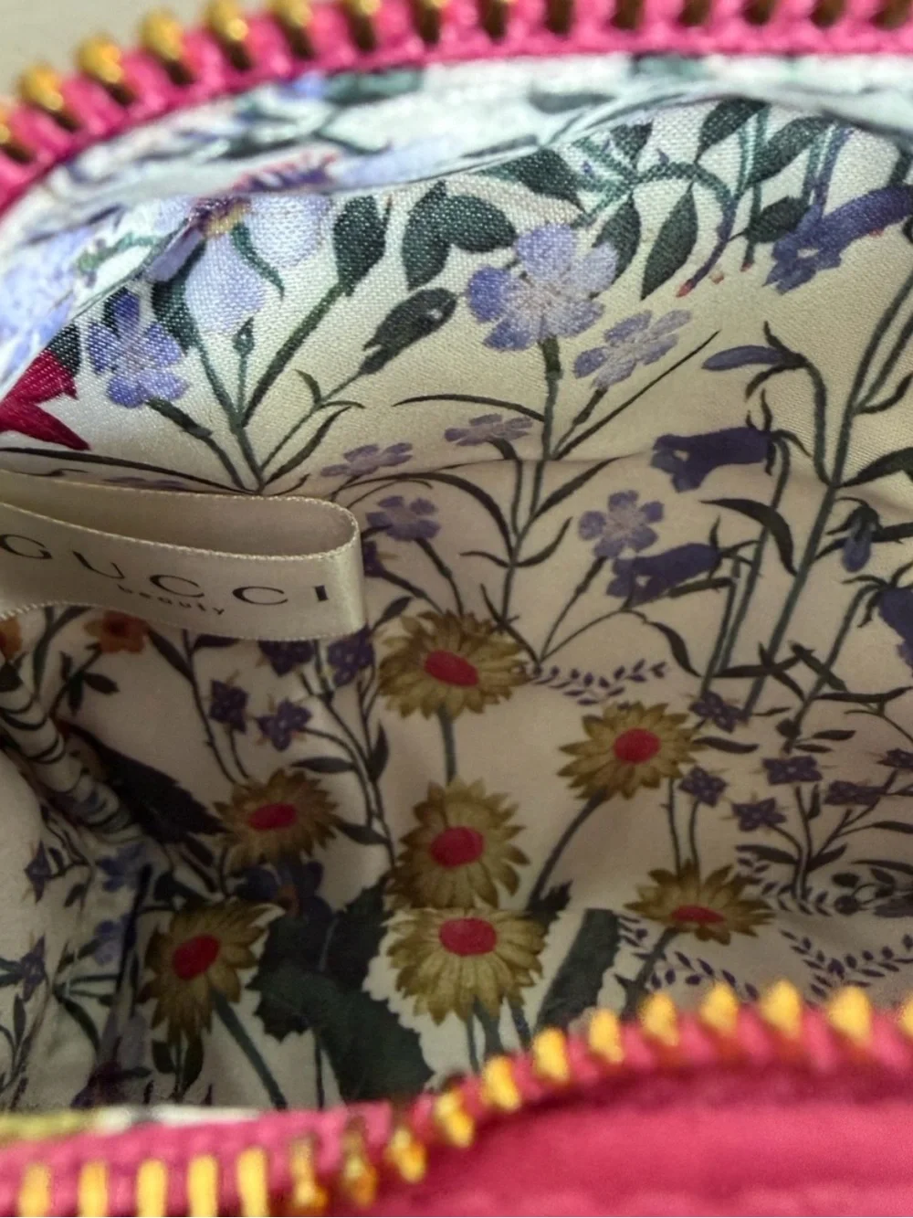 Gucci Beauty Satin Cosmetic Bag Pouch with Zipper - Flora Limited Edition - New